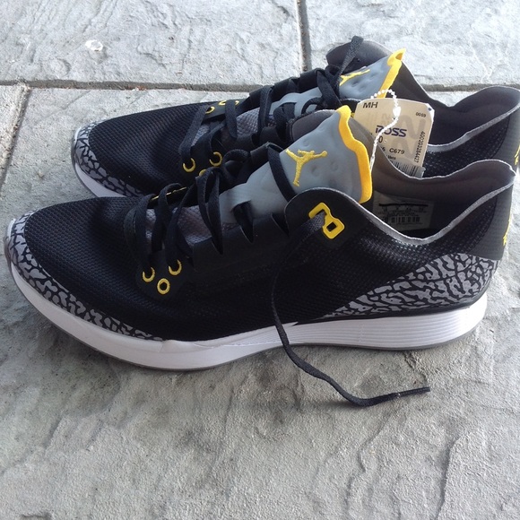 nike jordan men's jordan 88 racer training shoe